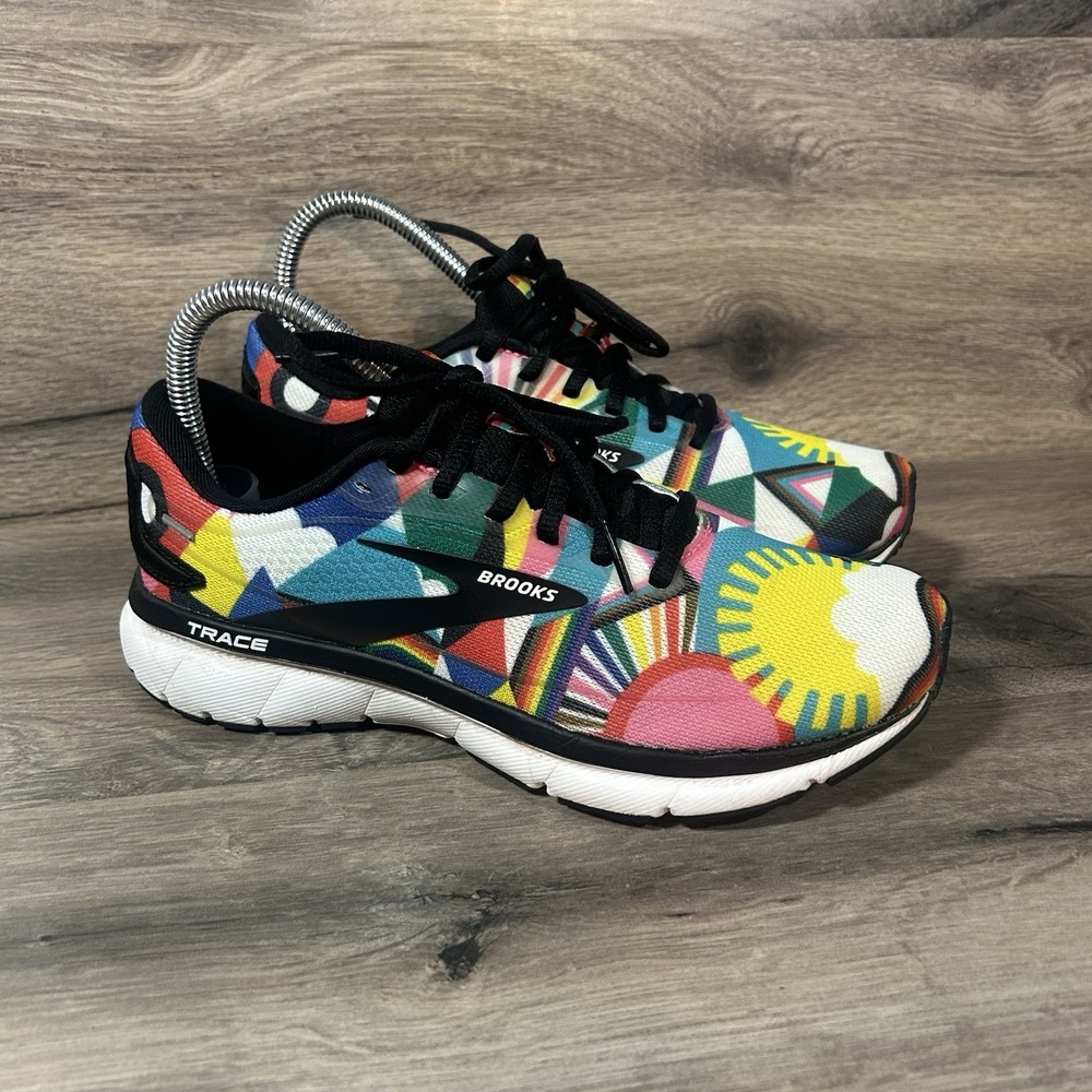 Brooks Trace 2 Pride Rainbow Running Sneakers Lisa Congdon Women's Size 7